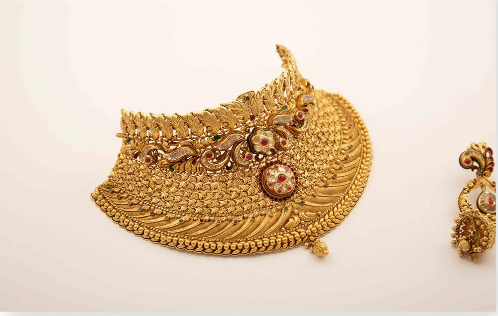 Gold Bib Choker