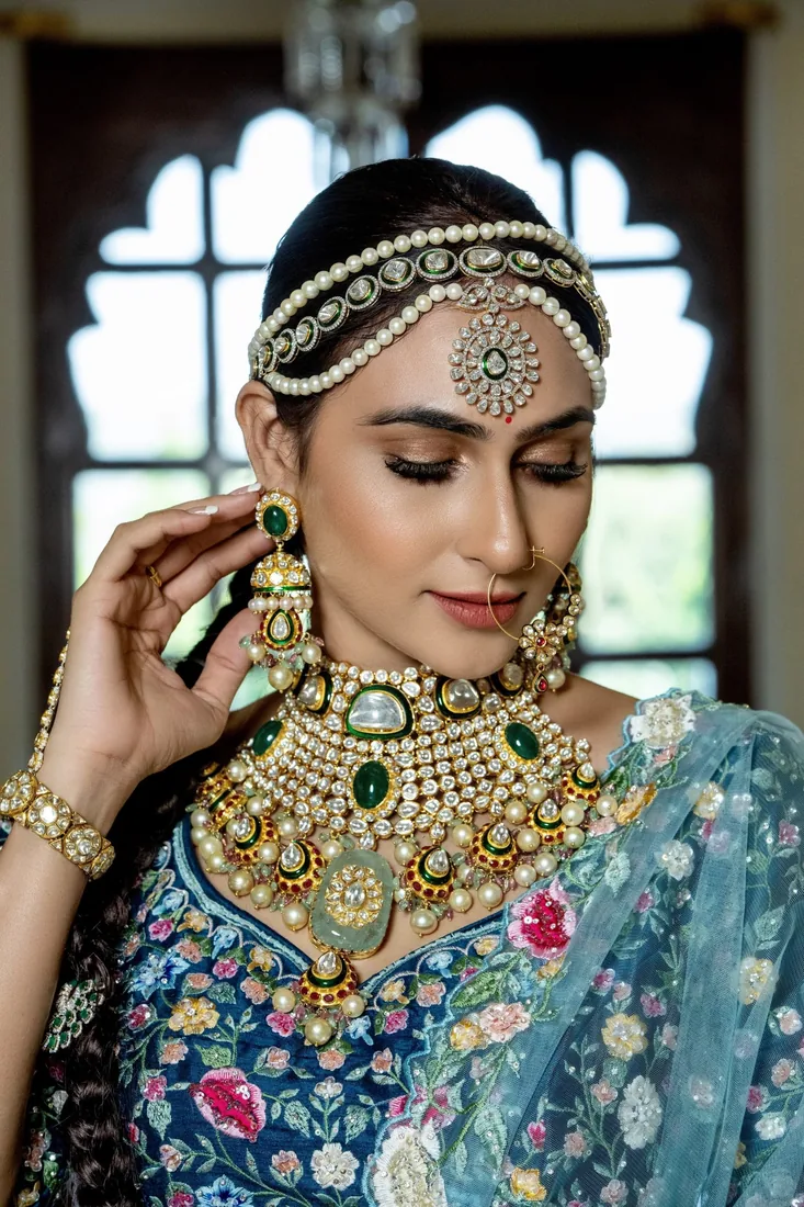 Model wearing jewellery from the JKJ Parampara collection