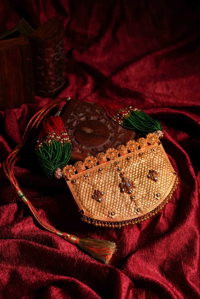 Rajasthani Gold Aad